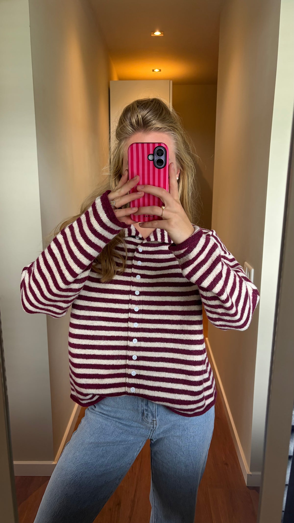 HM - Red essential