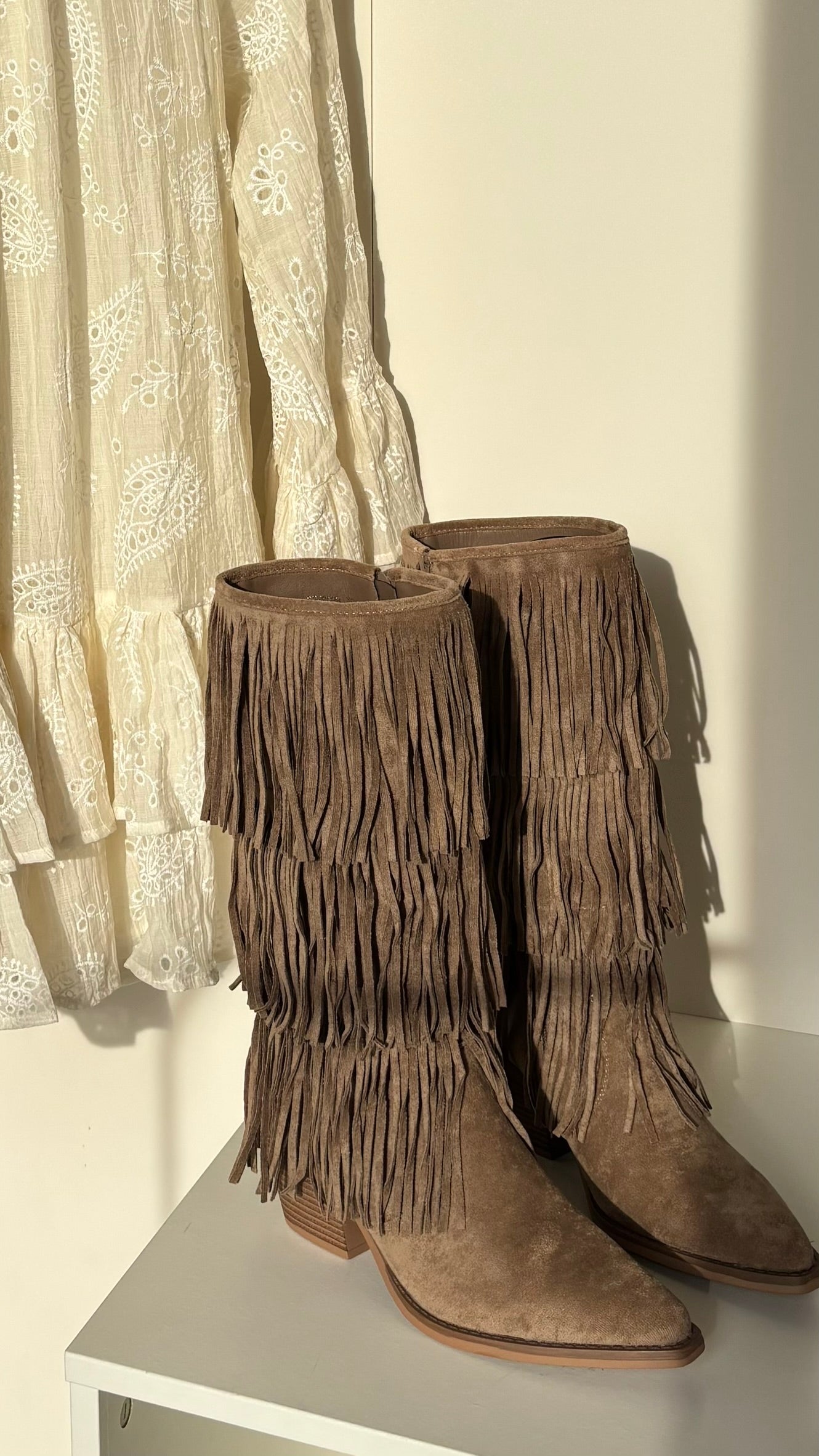 HM - Ruffle boots