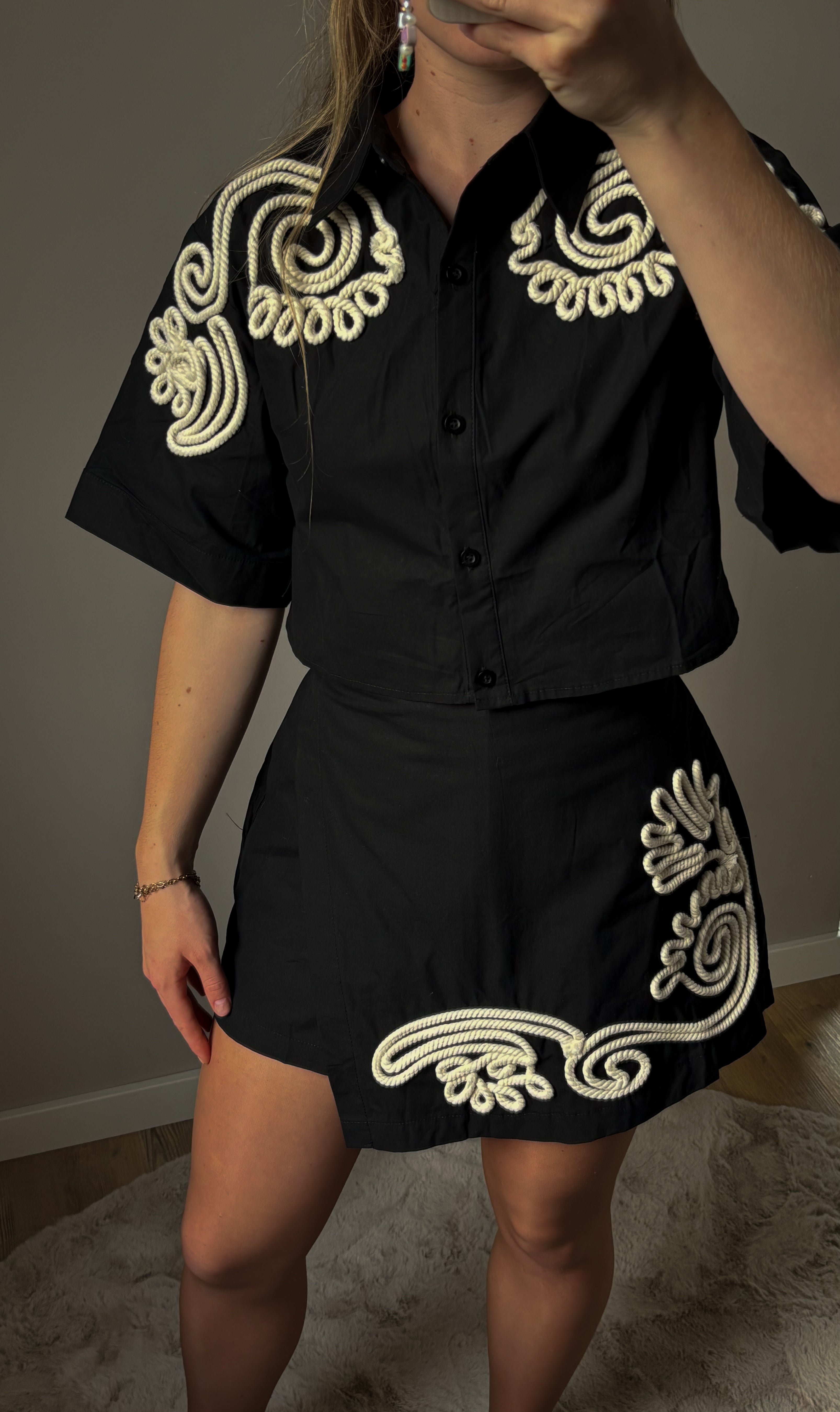 HM - Detail blouse zwart
